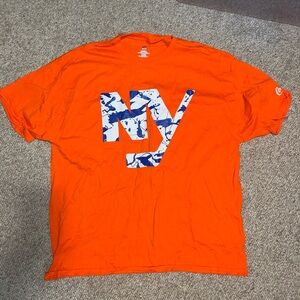 XL Islanders Tshirt